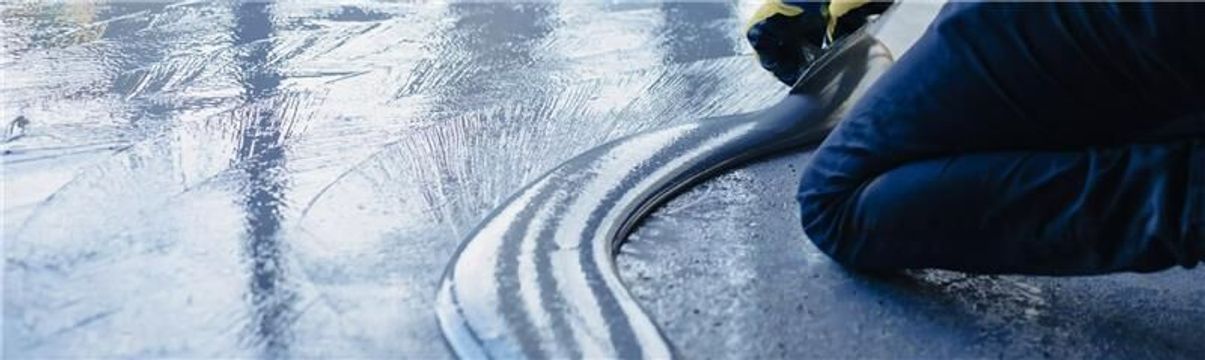Impermeabilizzare le fondazioni: le sfide del cantiere e i vantaggi delle soluzioni liquide